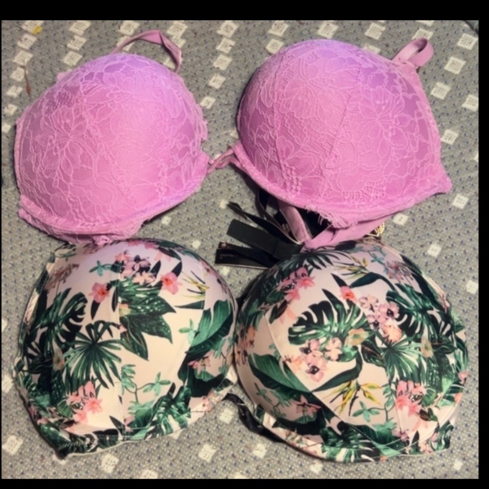 2 Plunge Bra’s